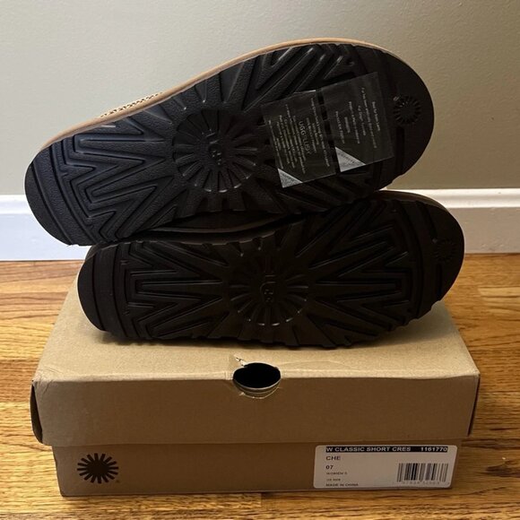 NEW UGG Classic Short Crescent Bootie - US 7 / Brown - Picture 7 of 8